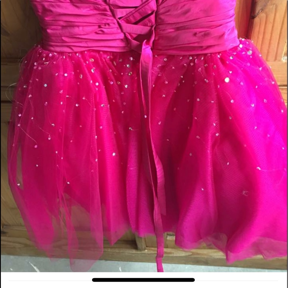 PROM DRESS - Picture 3 of 4